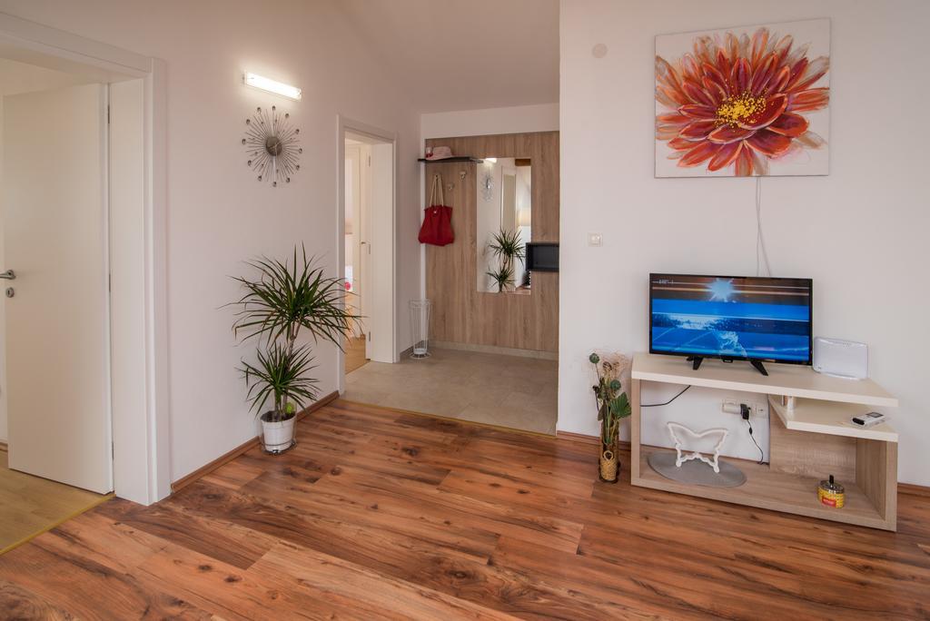 Apartman Marinko Krk Town Buitenkant foto