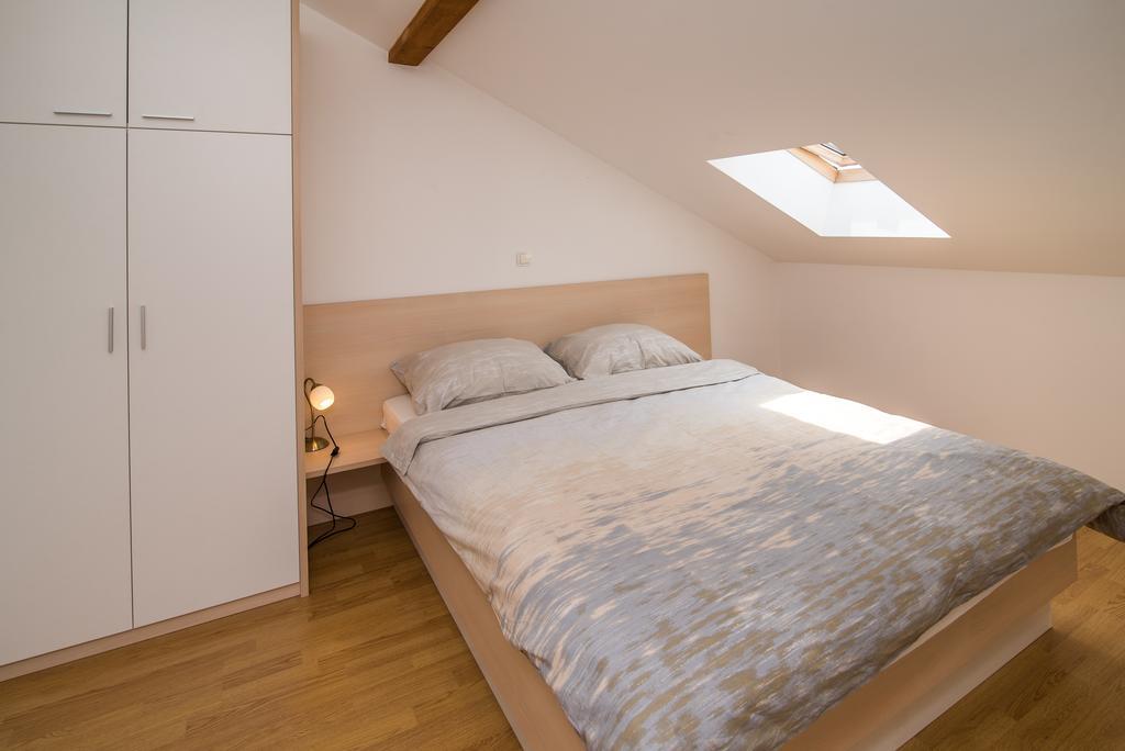 Apartman Marinko Krk Town Buitenkant foto